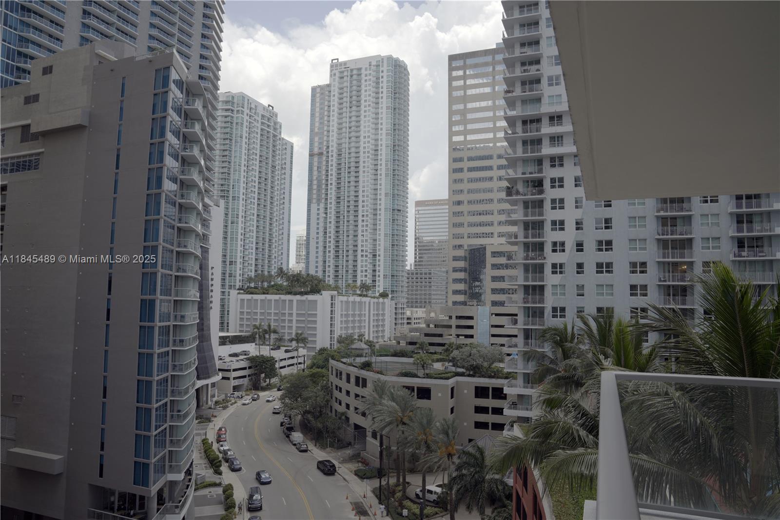 THE MARK ON BRICKELL COND - Residential