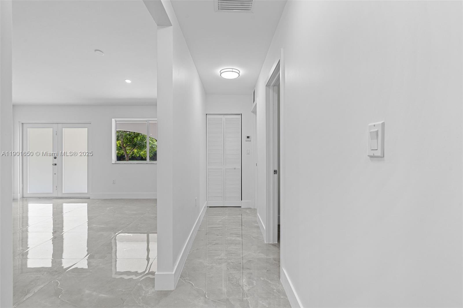 REDLANDS - Residential