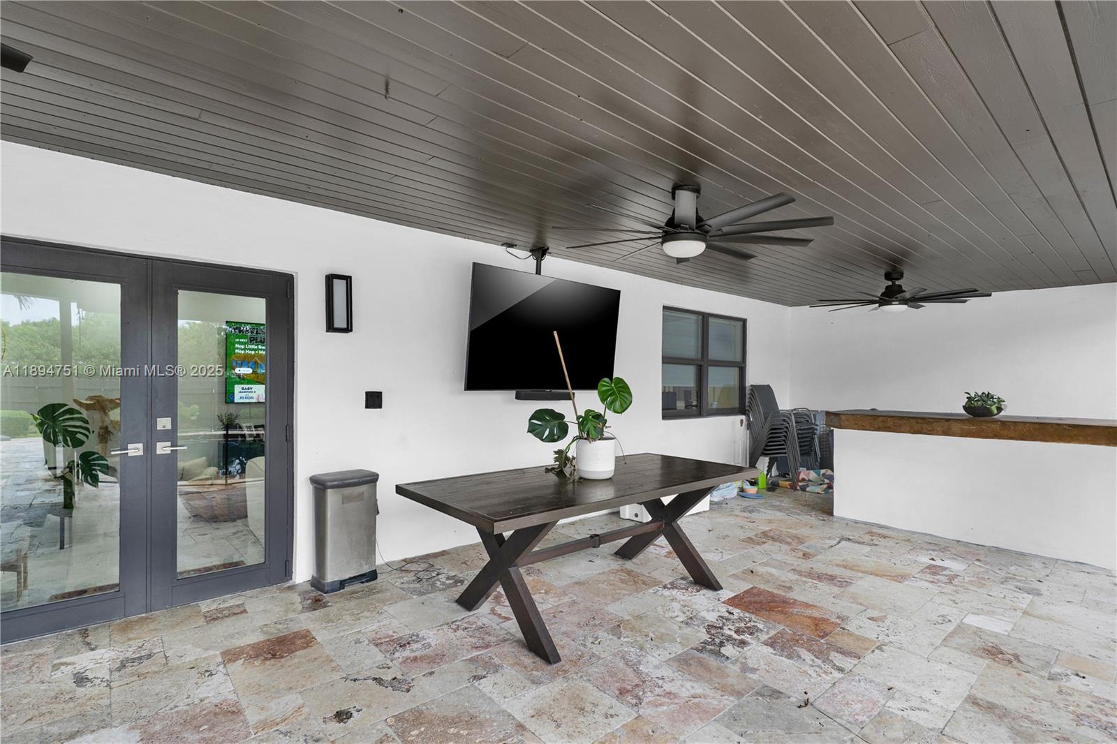 CINEMA PARK COUNTRY CLUB - Residential