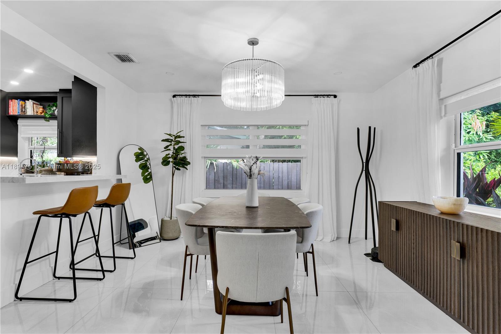 CINEMA PARK COUNTRY CLUB - Residential