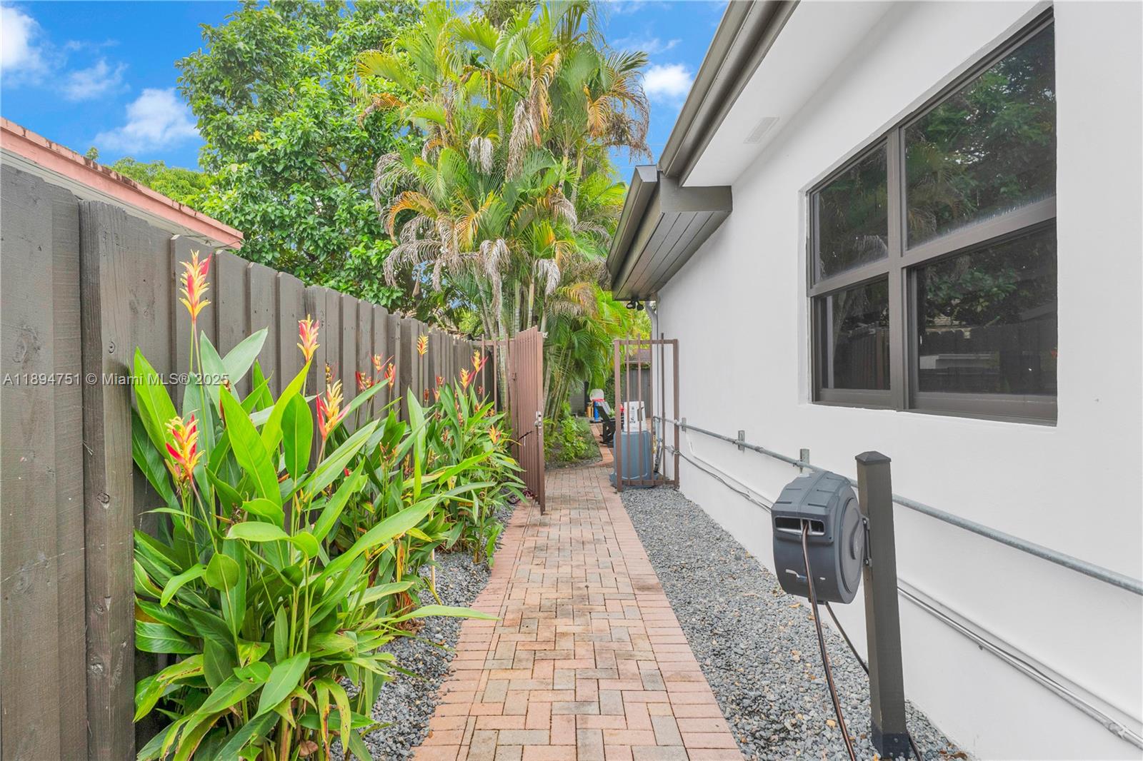 CINEMA PARK COUNTRY CLUB - Residential