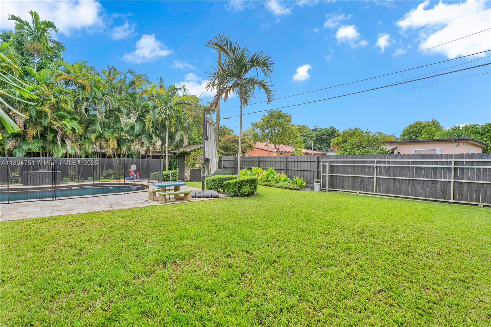 CINEMA PARK COUNTRY CLUB - Residential