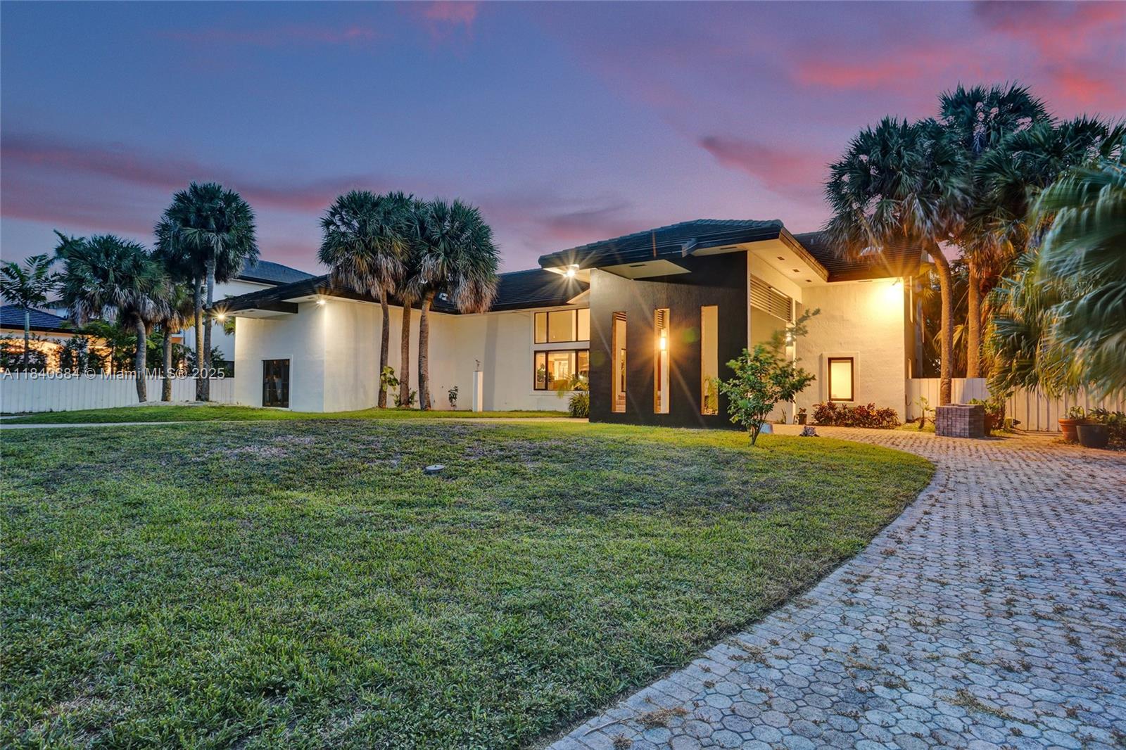 LAKESHORE SEC FOUR - Residential