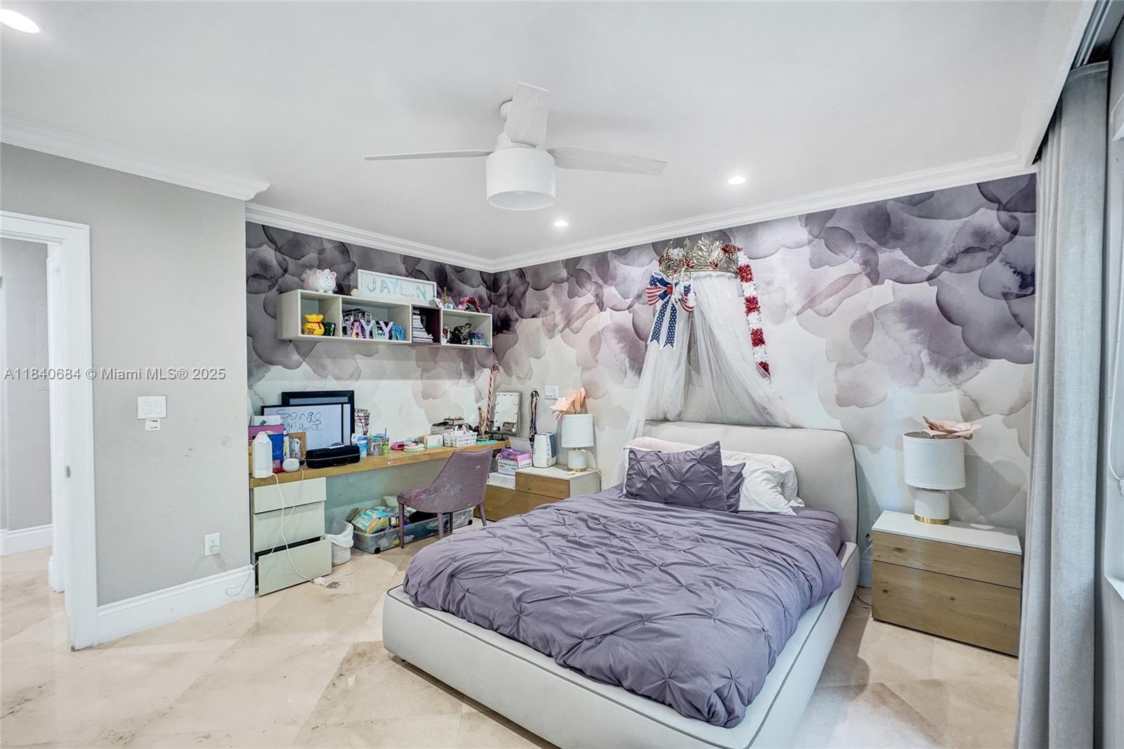 LAKESHORE SEC FOUR - Residential