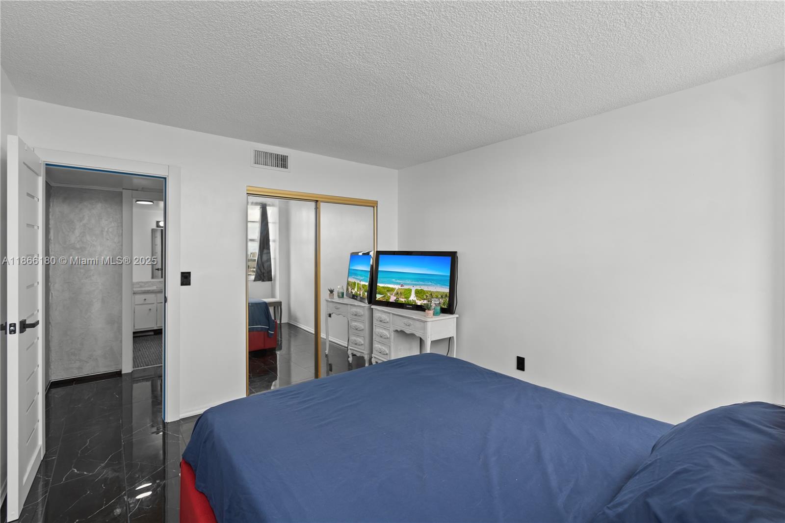 BUCKLEY TOWERS CONDO - EA - Residential