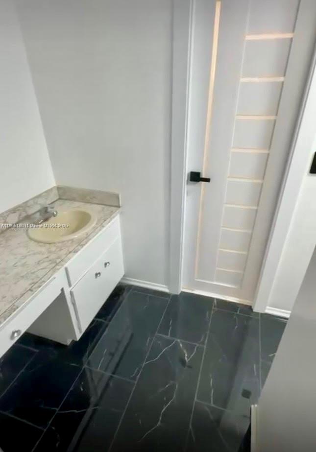 1351 NE Miami Gardens Dr 1506E