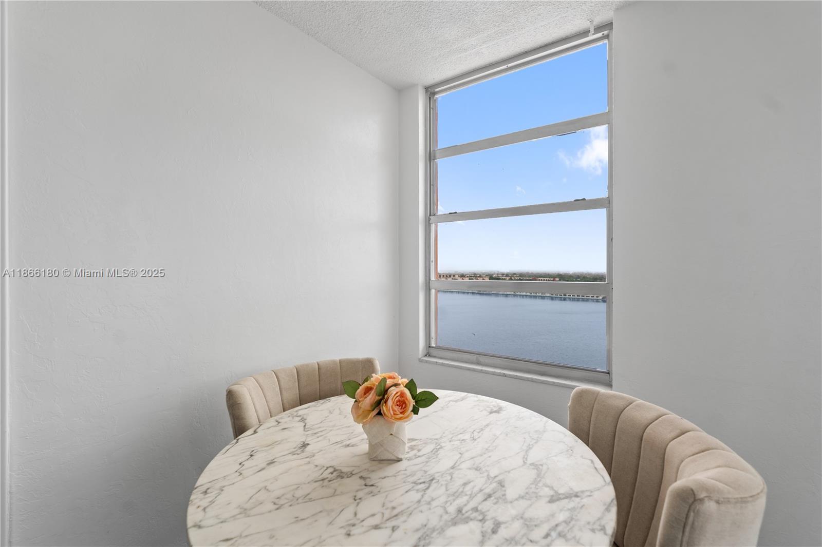 1351 NE Miami Gardens Dr 1506E