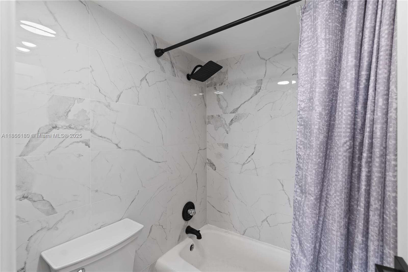 BUCKLEY TOWERS CONDO - EA - Residential