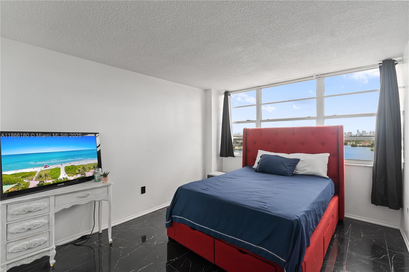 BUCKLEY TOWERS CONDO - EA - Residential