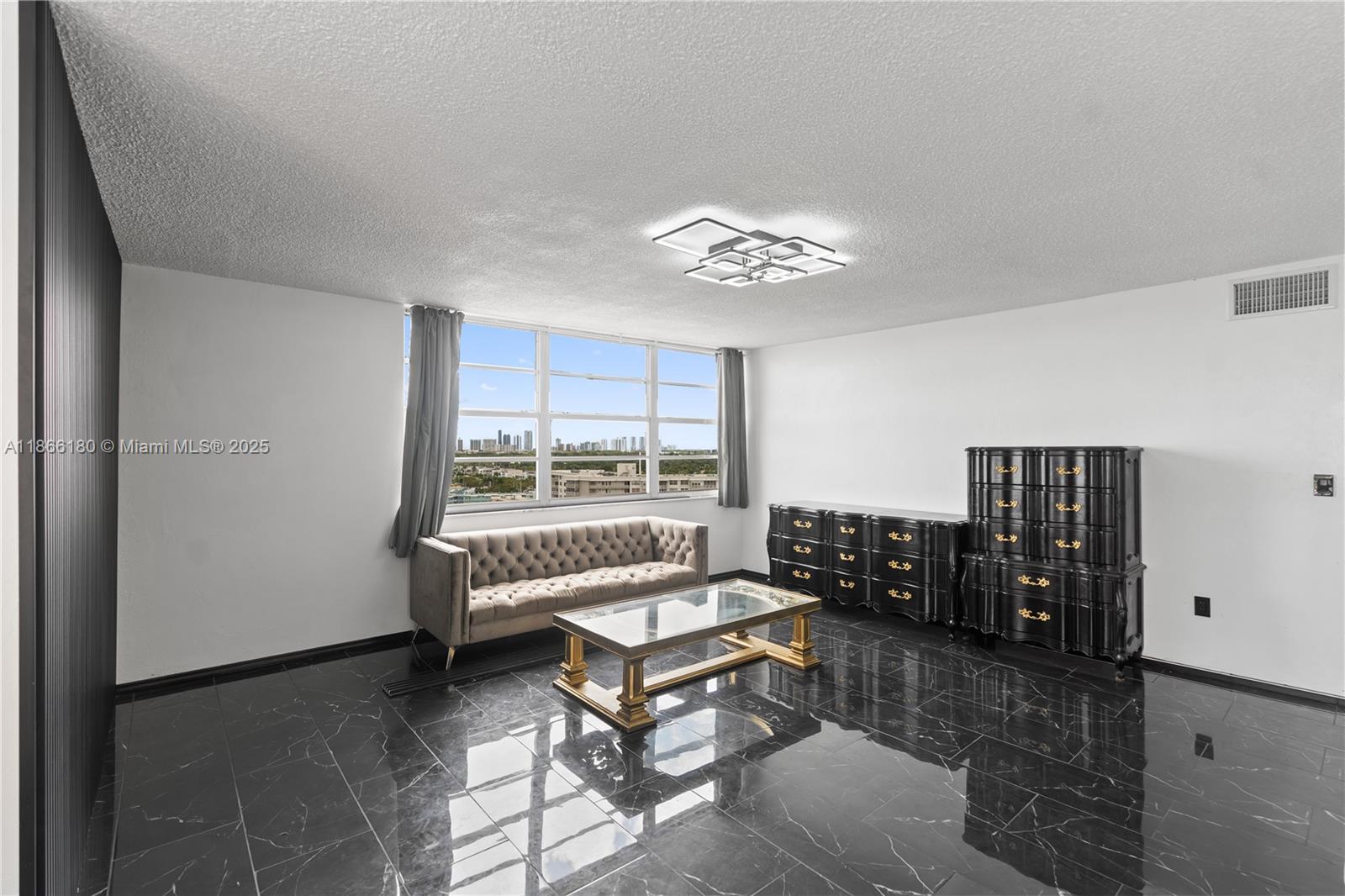 1351 NE Miami Gardens Dr 1506E