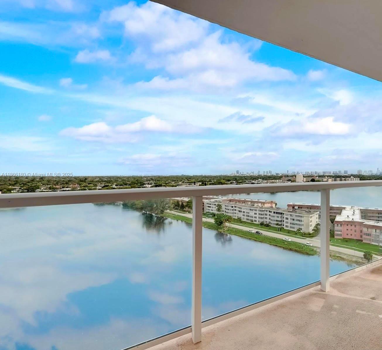 1351 NE Miami Gardens Dr 1506E
