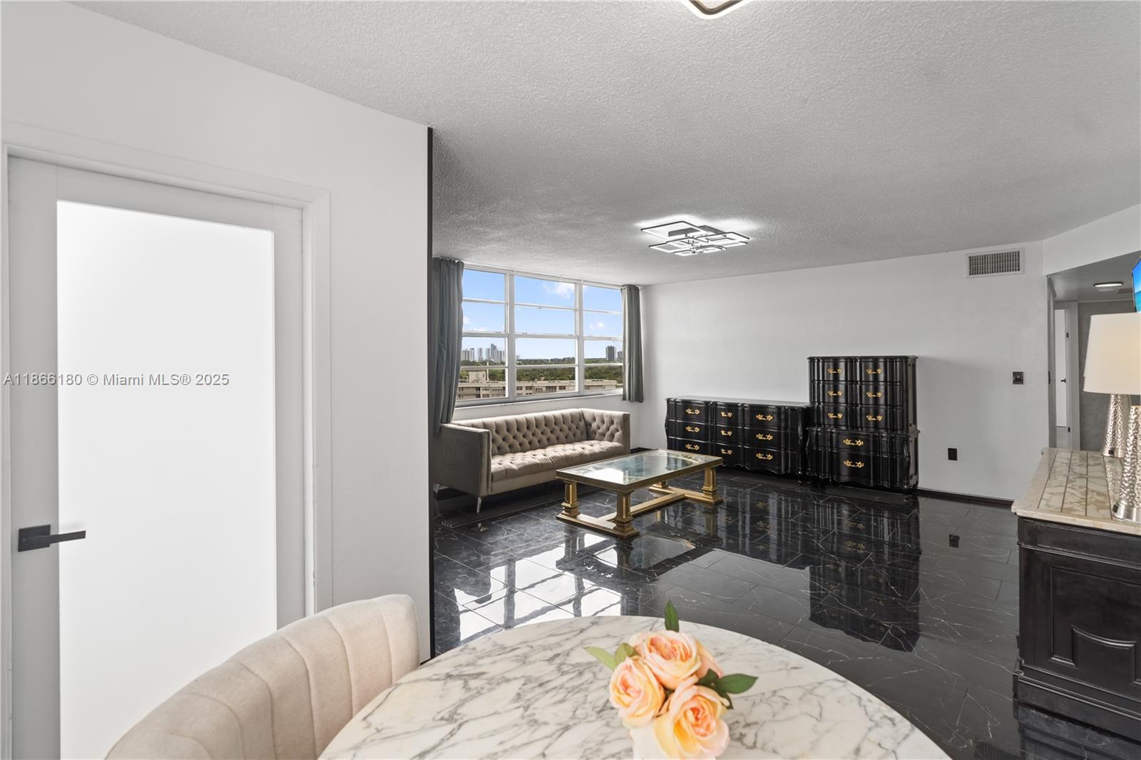 BUCKLEY TOWERS CONDO - EA - Residential