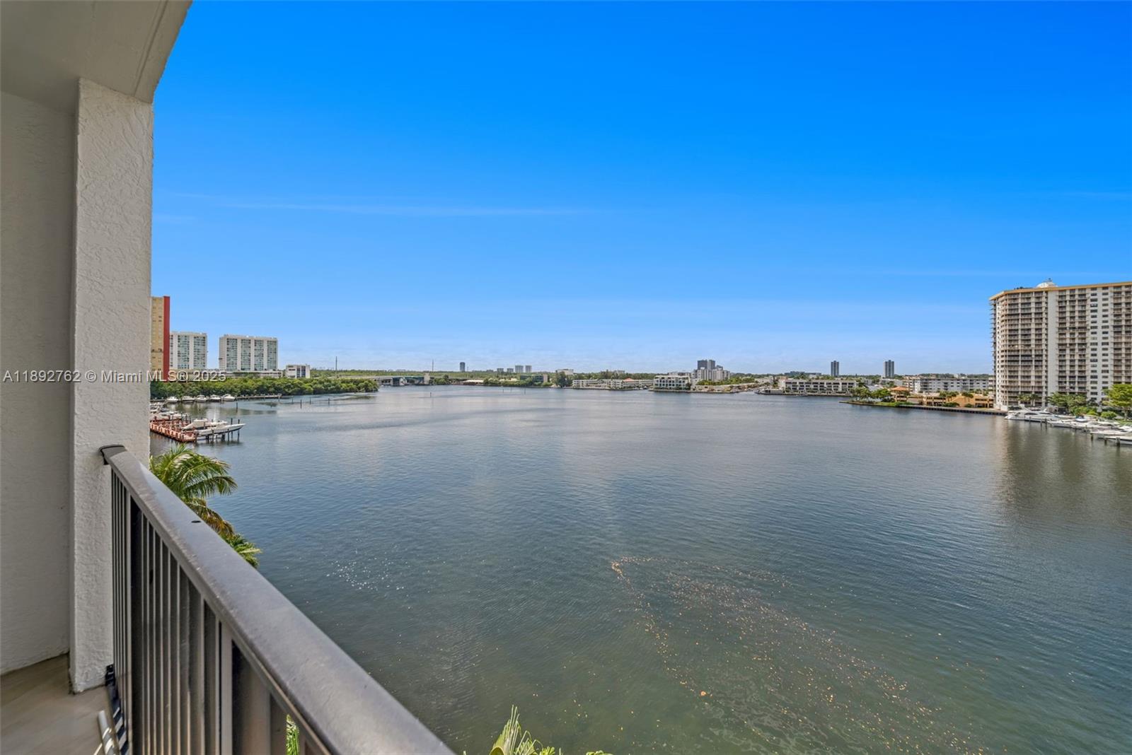 PORTO BELLAGIO CONDO - Residential Lease