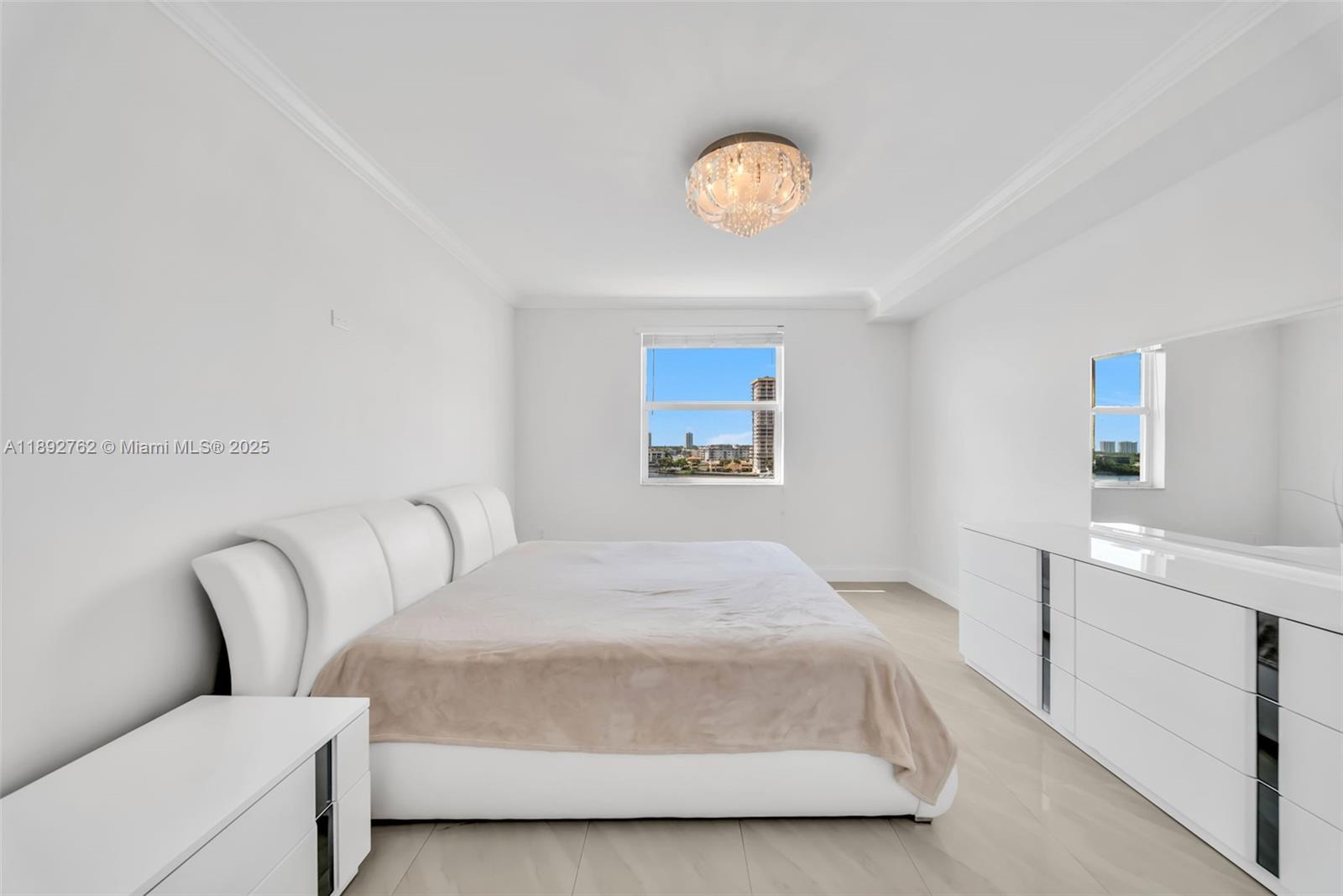 PORTO BELLAGIO CONDO - Residential Lease