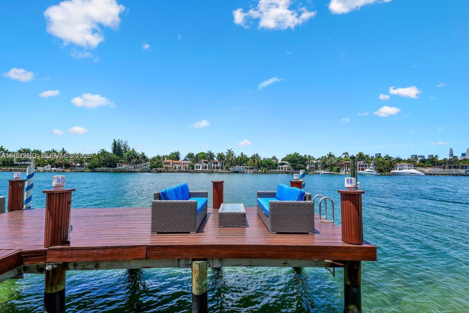 HIBISCUS ISLAND - Residential