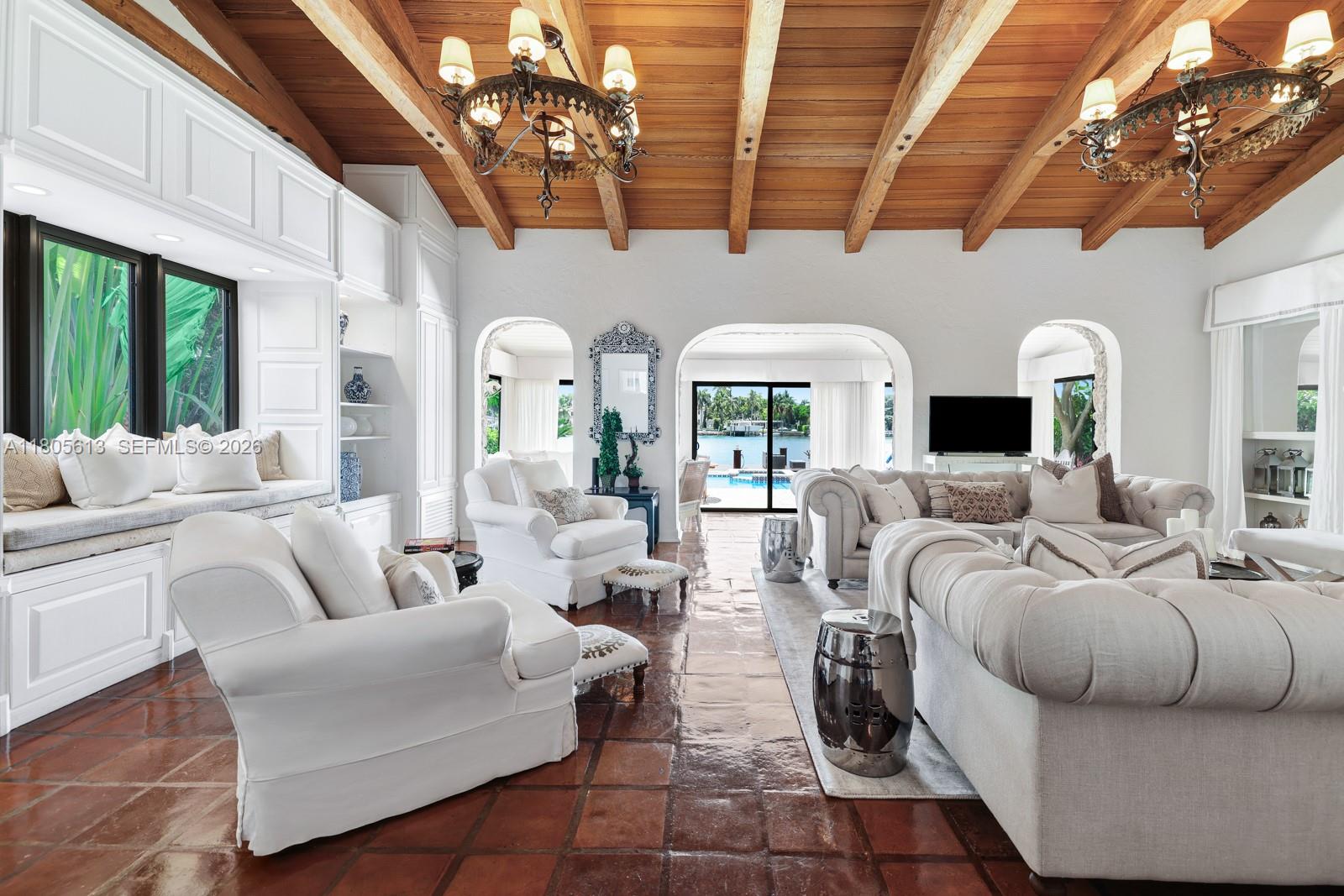 HIBISCUS ISLAND - Residential