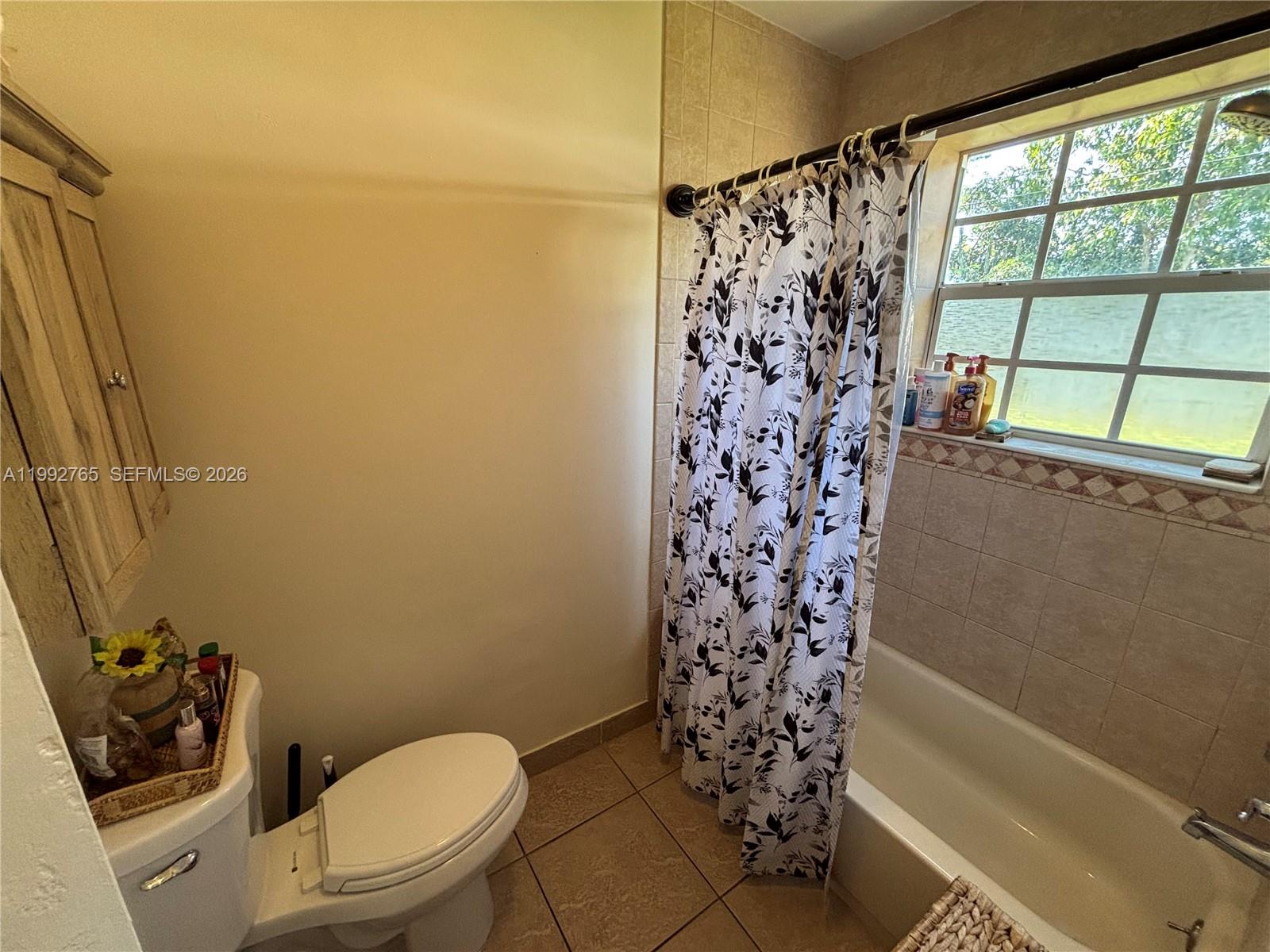 HERITAGE HOMES - Residential