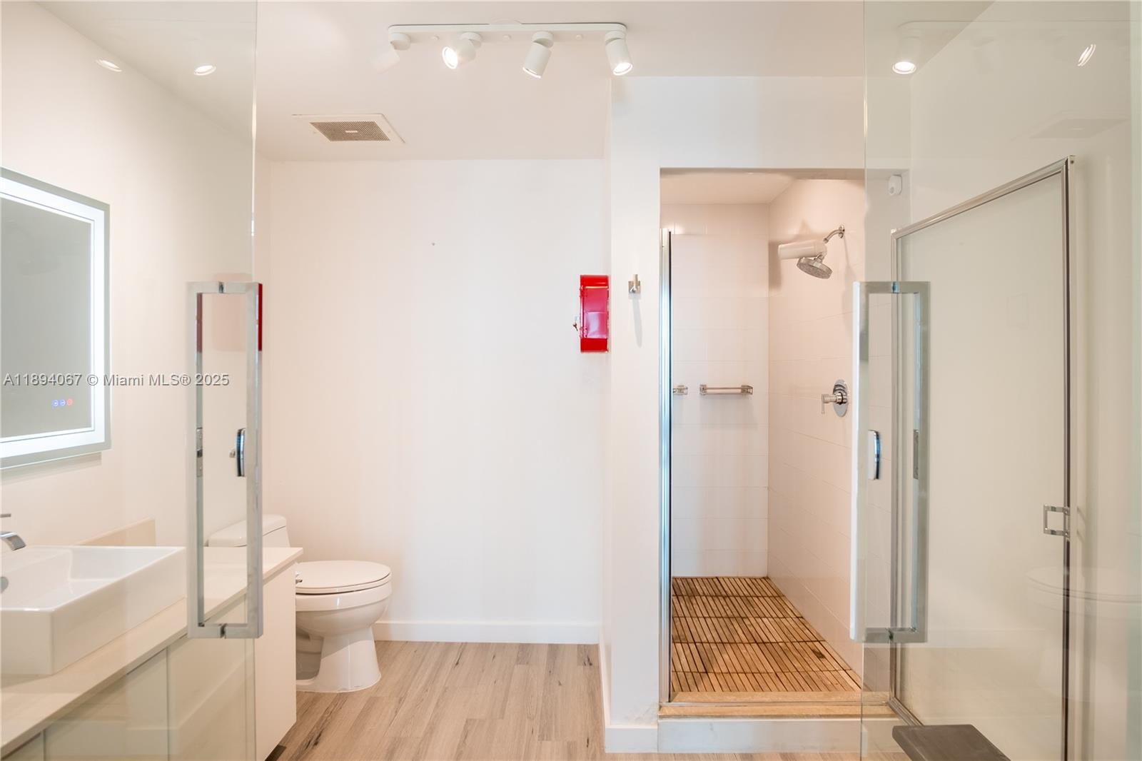 FOUR MIDTOWN MIAMI CONDO - Residential Lease