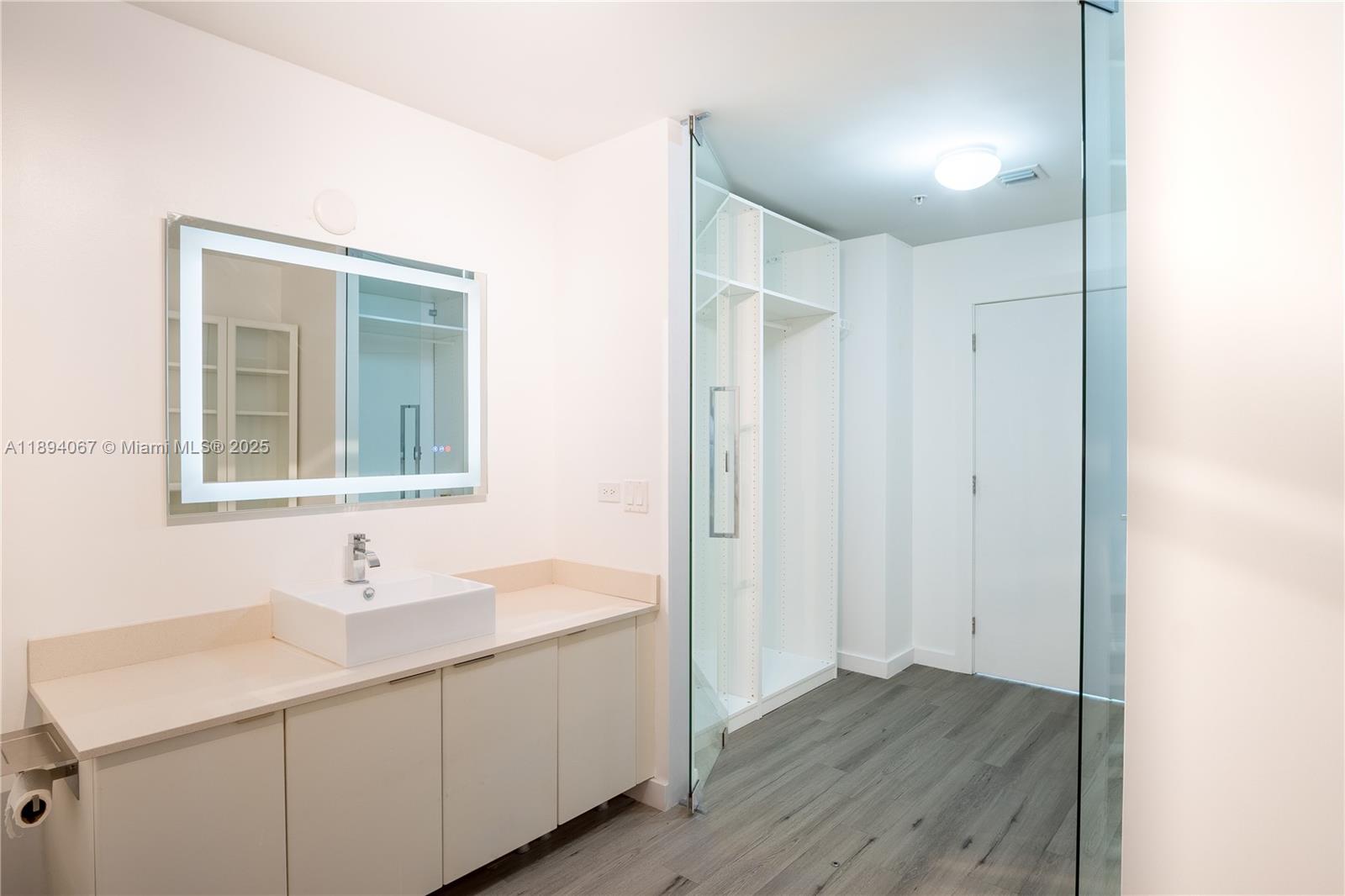 FOUR MIDTOWN MIAMI CONDO - Residential Lease