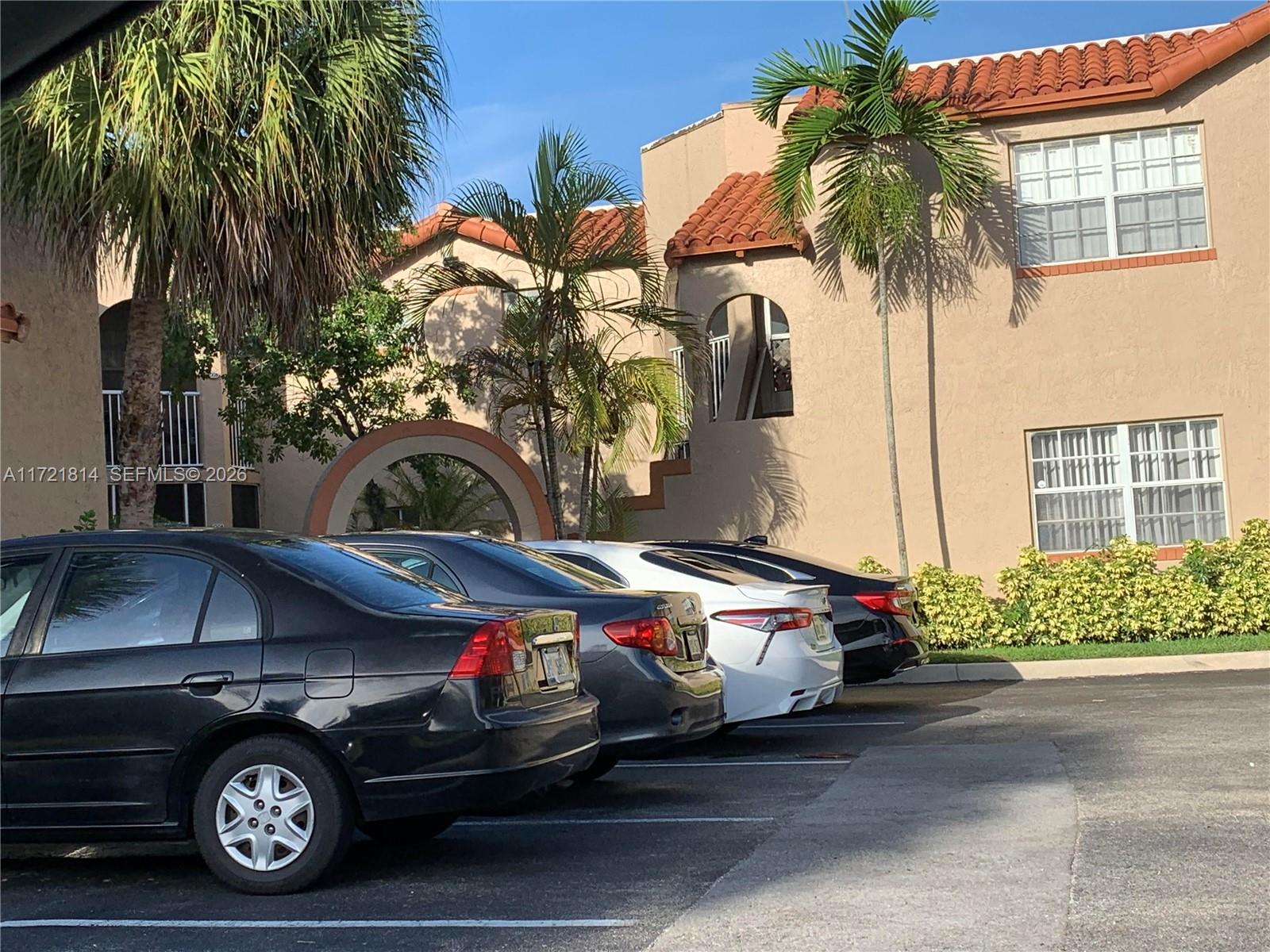 WINDMILL LAKES V CONDO - Residential