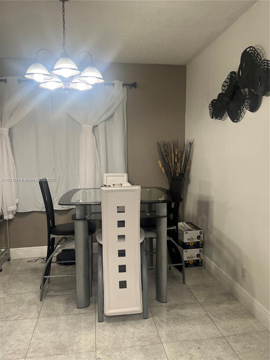 WINDMILL LAKES V CONDO - Residential