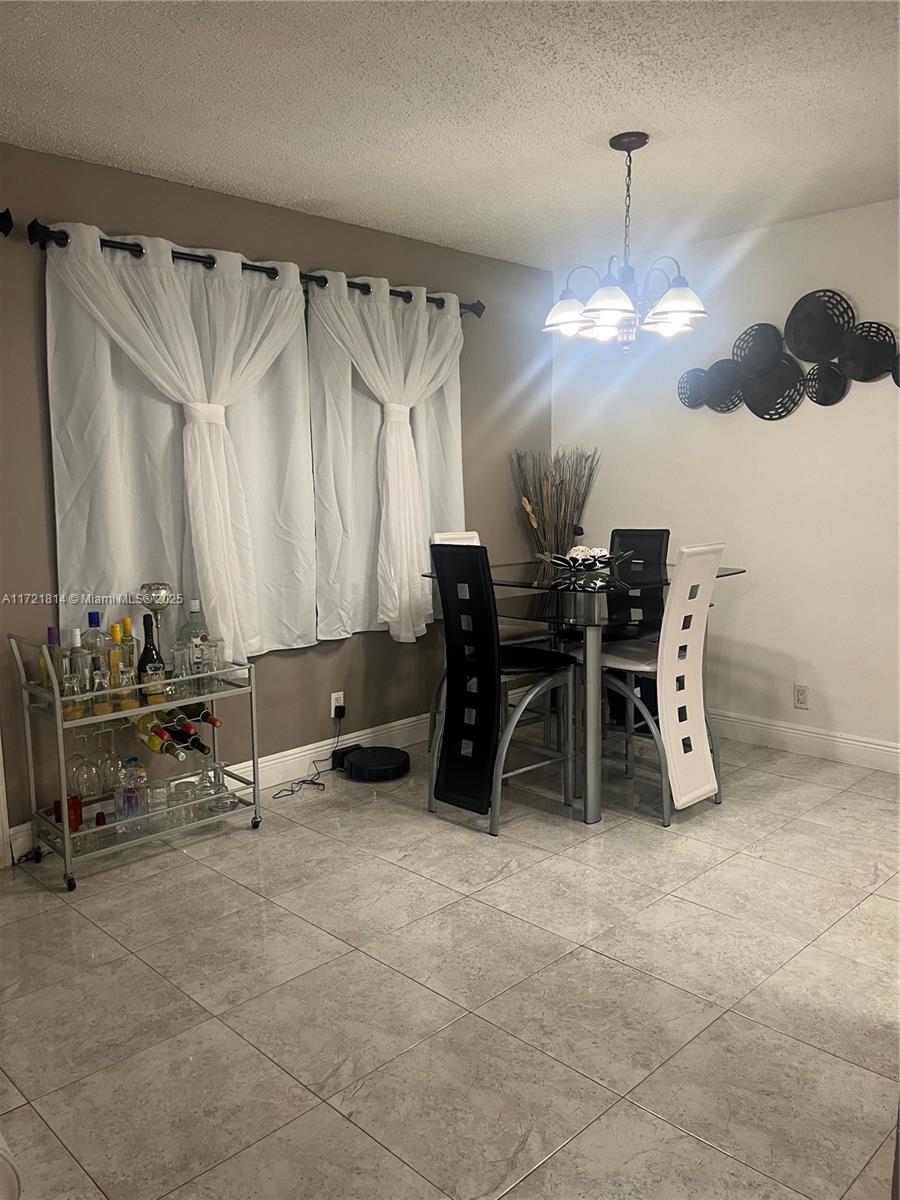 WINDMILL LAKES V CONDO - Residential