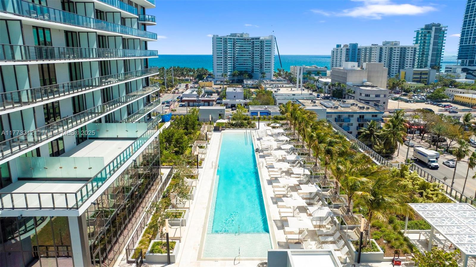 Property for Sale at 72 580 704, Miami Beach, Miami-Dade County, Florida - Bedrooms: 1 
Bathrooms: 1  - $1,080,000