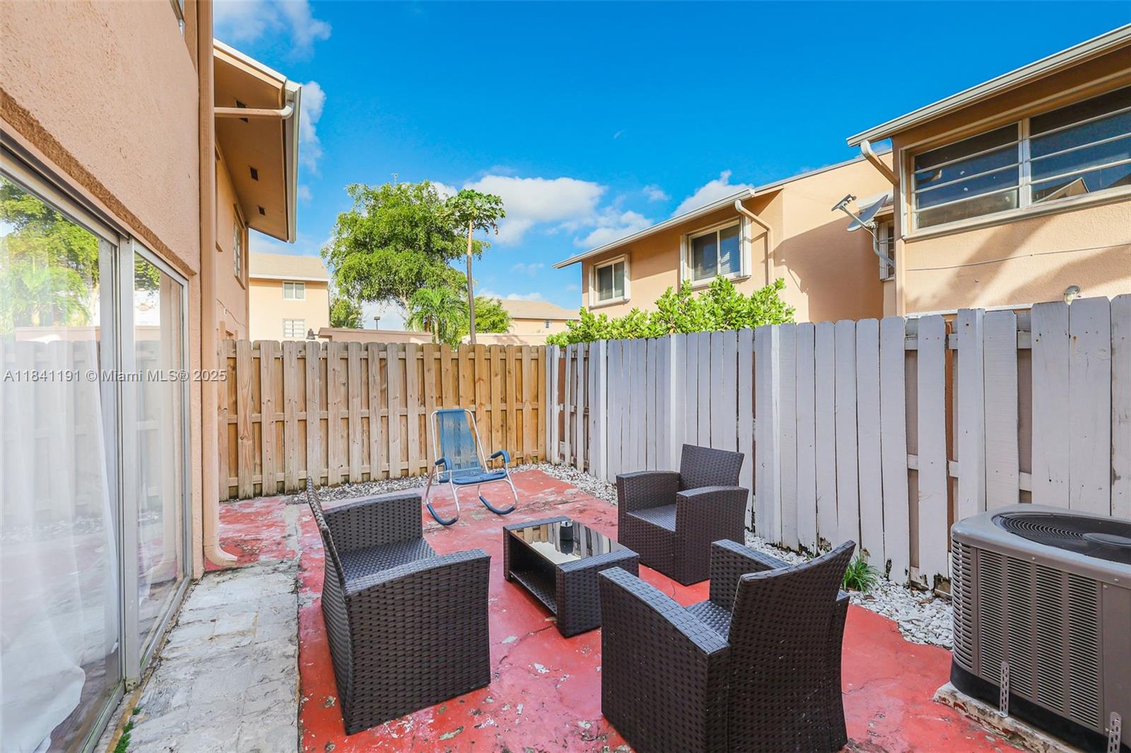 LAKE & TENNIS VILLAS PH 1 - Residential