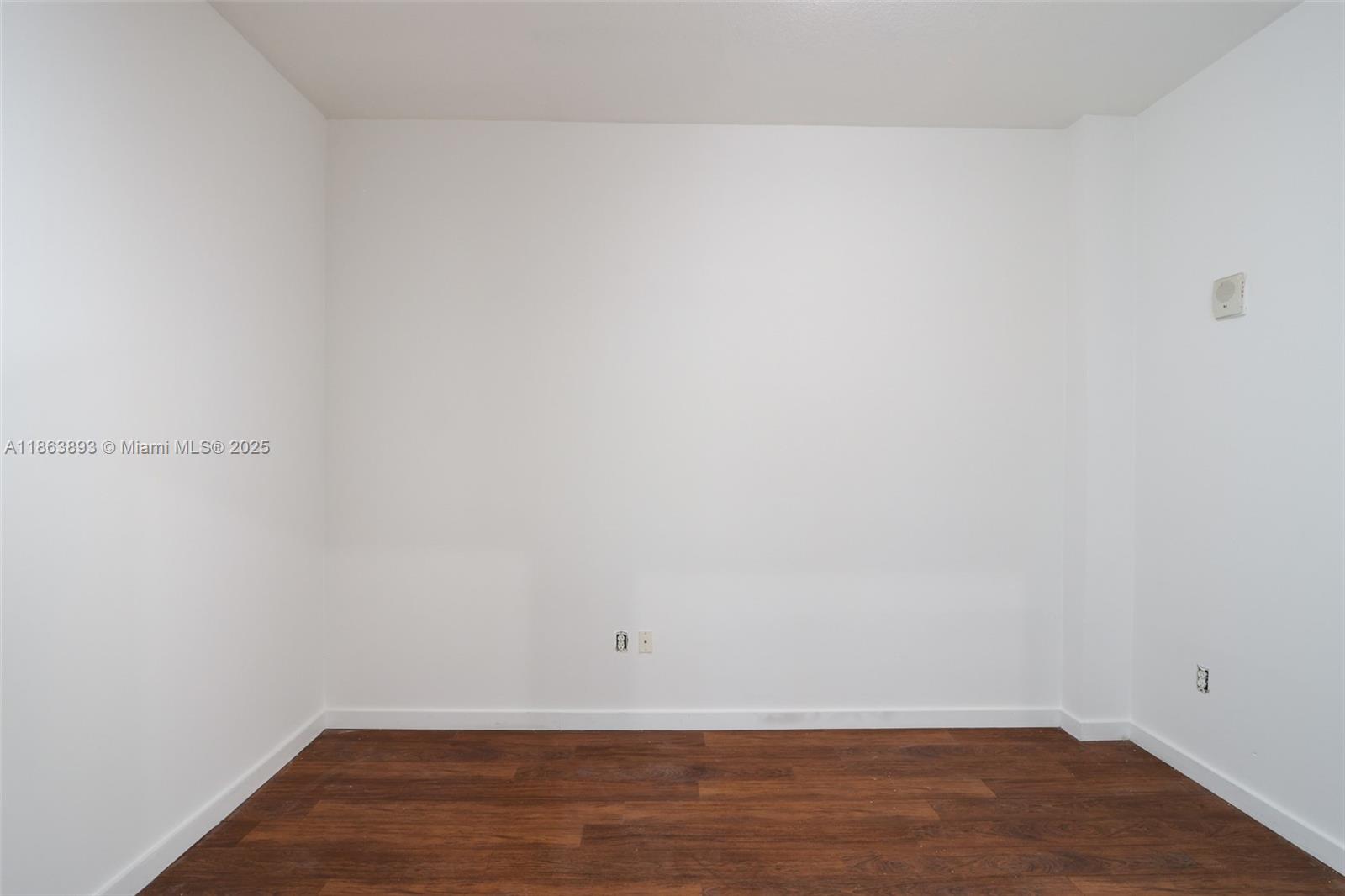 EDGEWATER LOFTS CONDO - Residential Lease