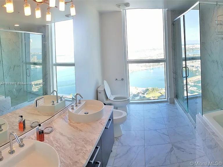 VIZCAYNE SOUTH CONDO - Residential Lease