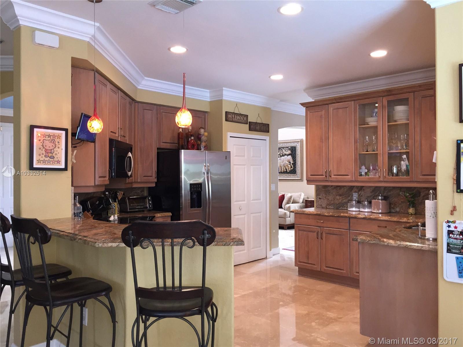 KENDALL BREEZE SOUTH - Residential Lease