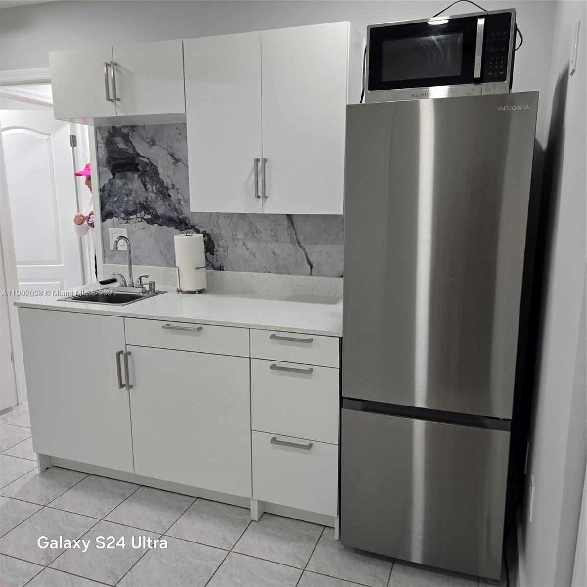 LAKES BY THE BAY SEC 11 - Residential Lease