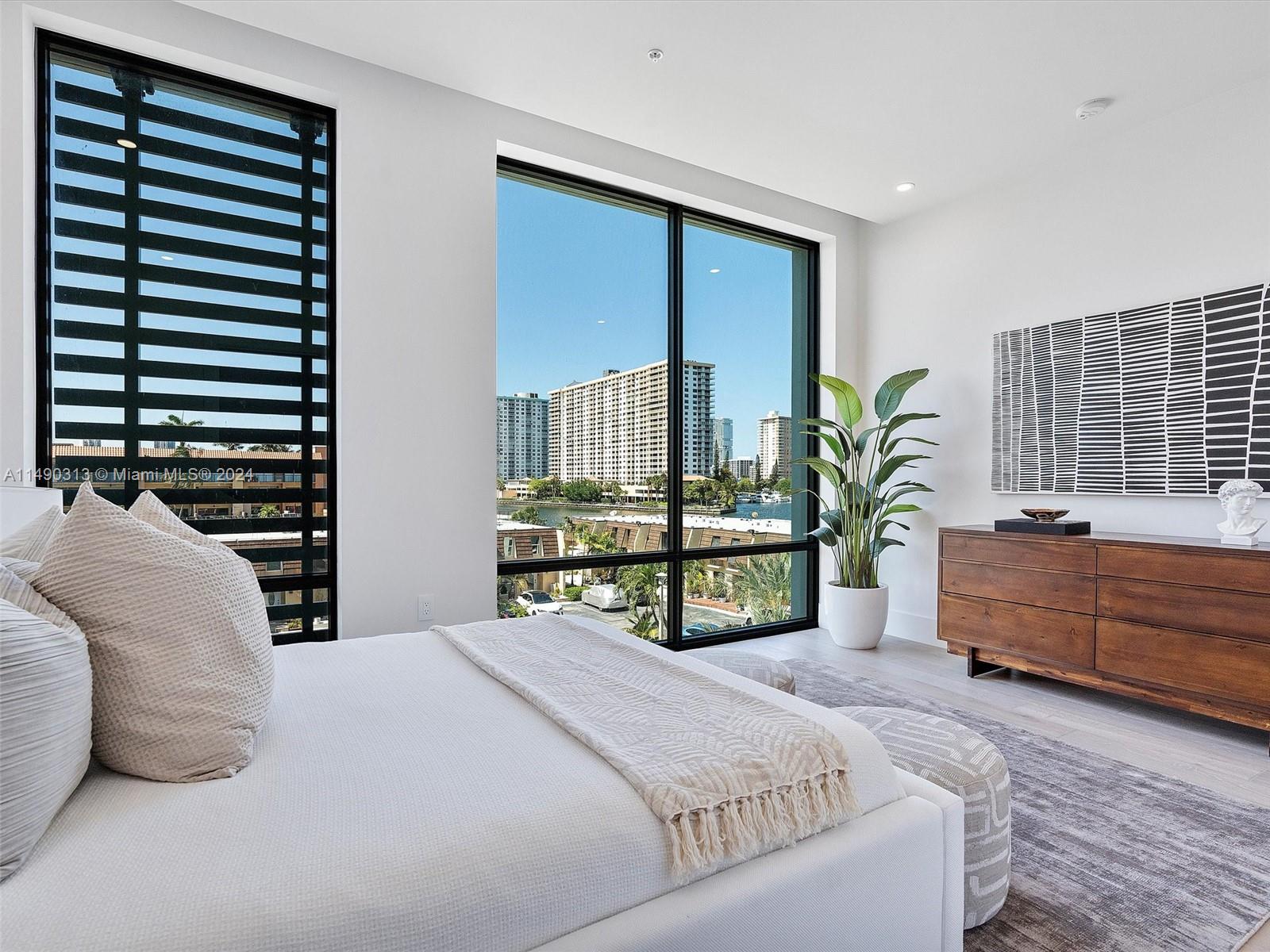 EASTERN SHORES - Residential