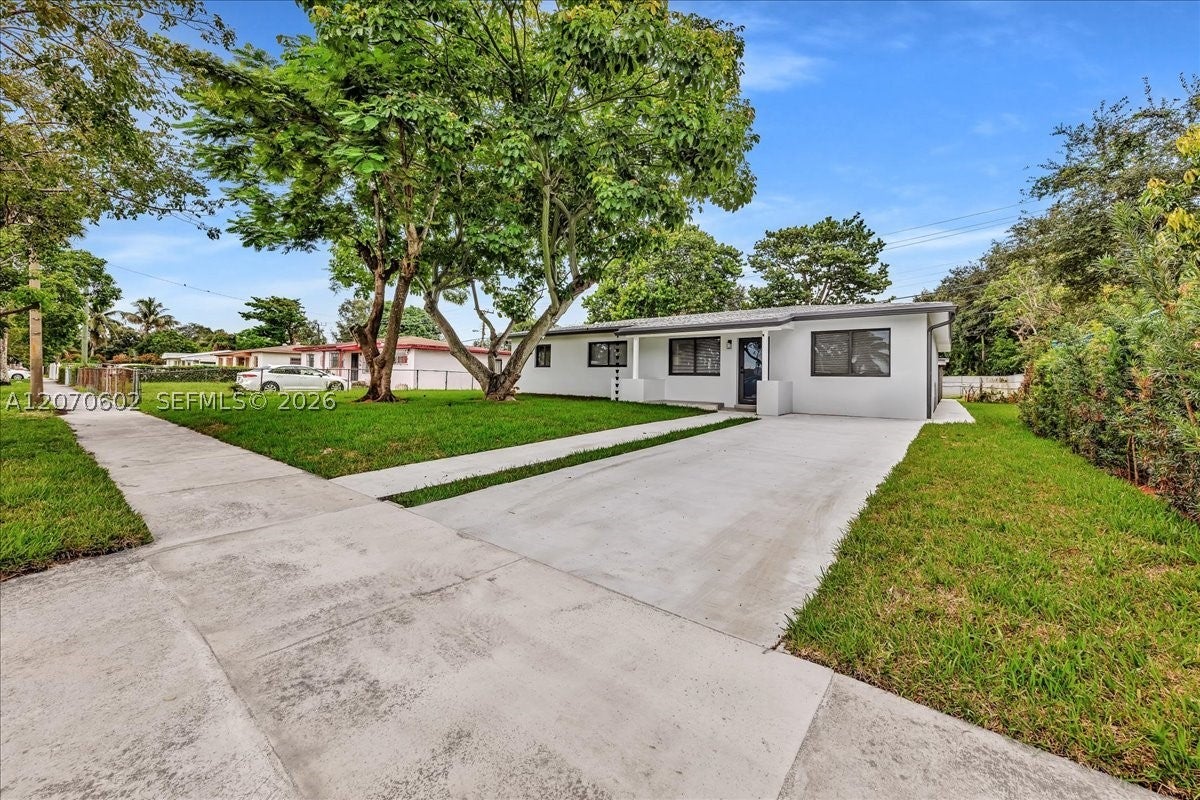 2910 NW 175th St, Miami Gardens FL 33056
