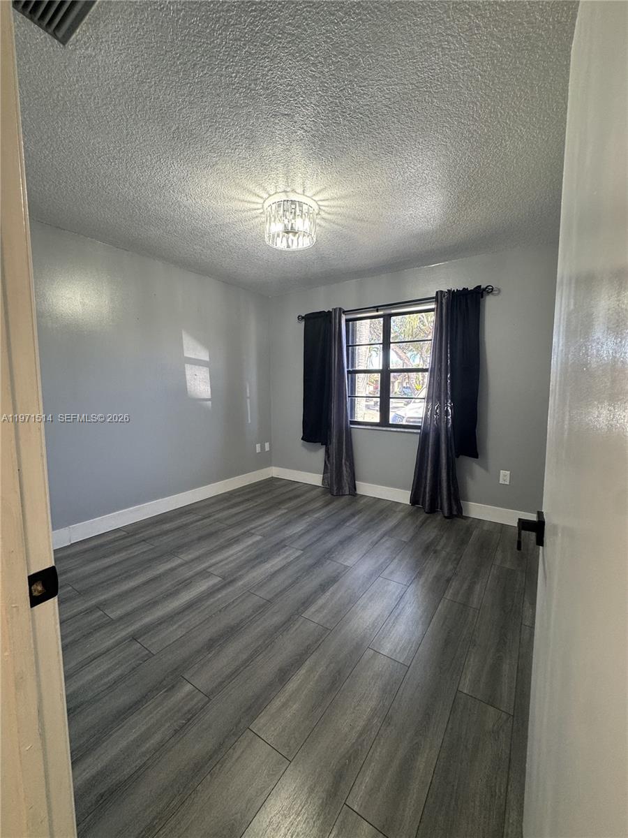 THE MOORS TOWNHOUSES - Residential Lease