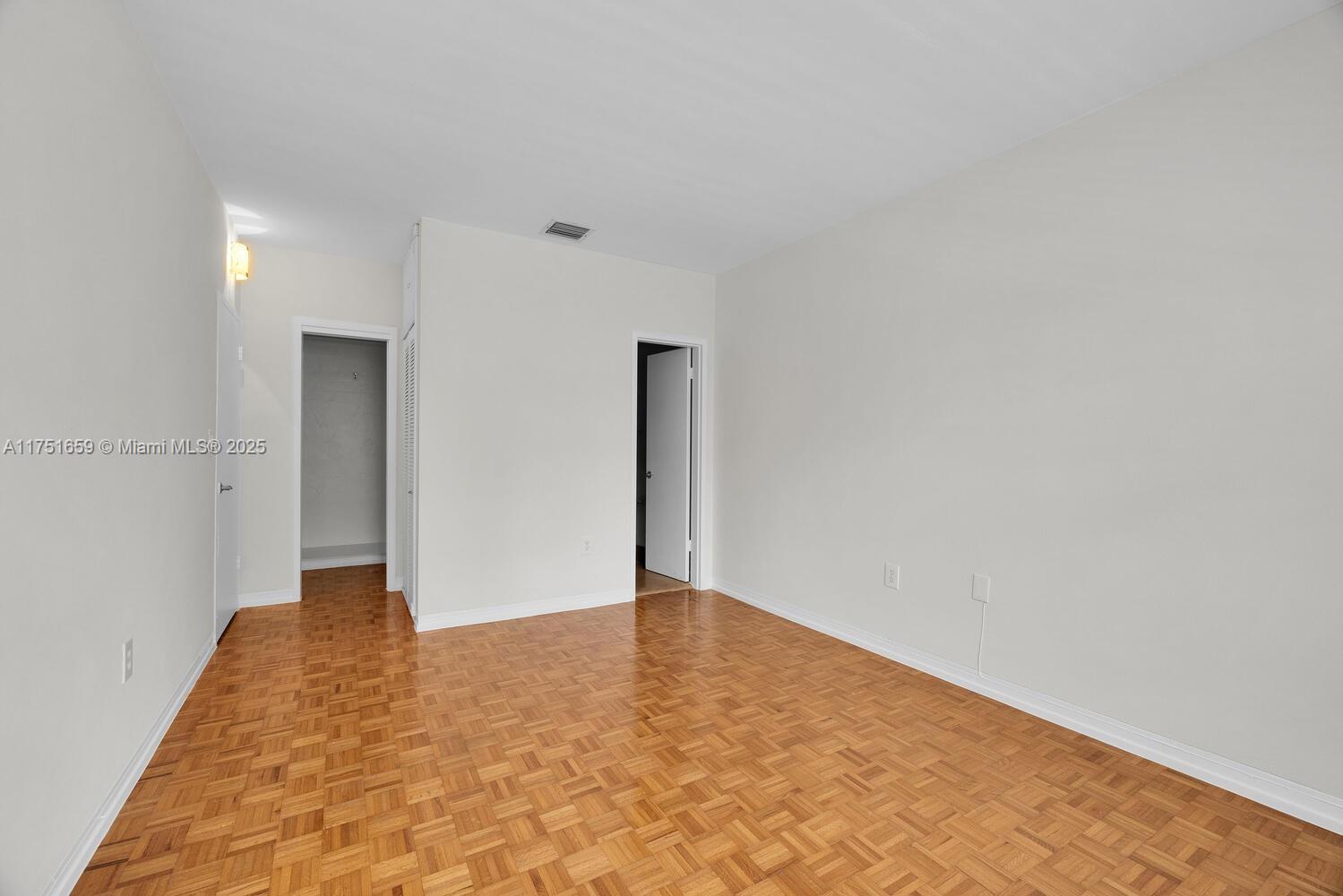 FOUNTAINVIEW MANOR CONDO - Residential Lease