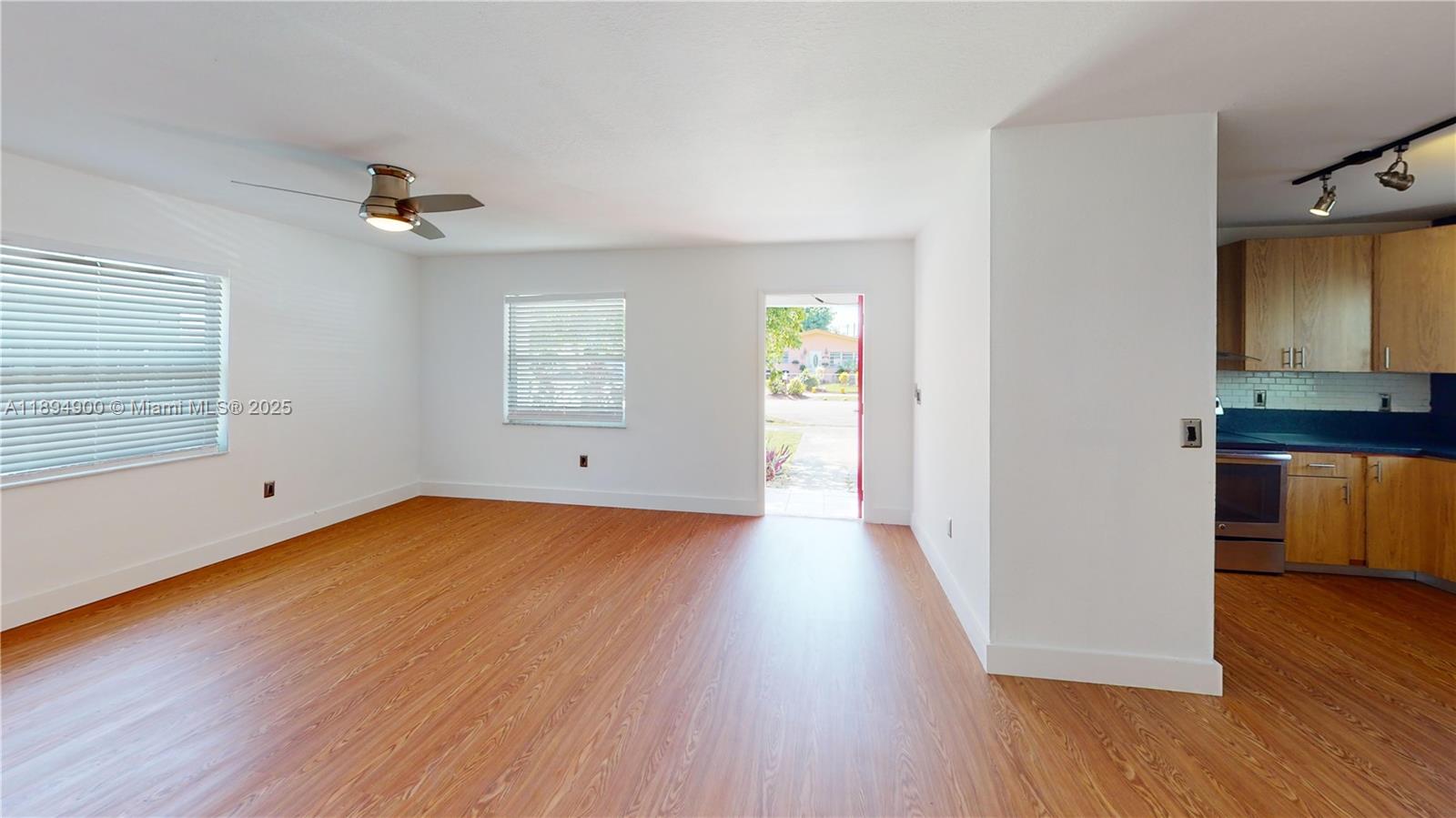 WEST CARVER RANCHES ADD N - Residential Lease