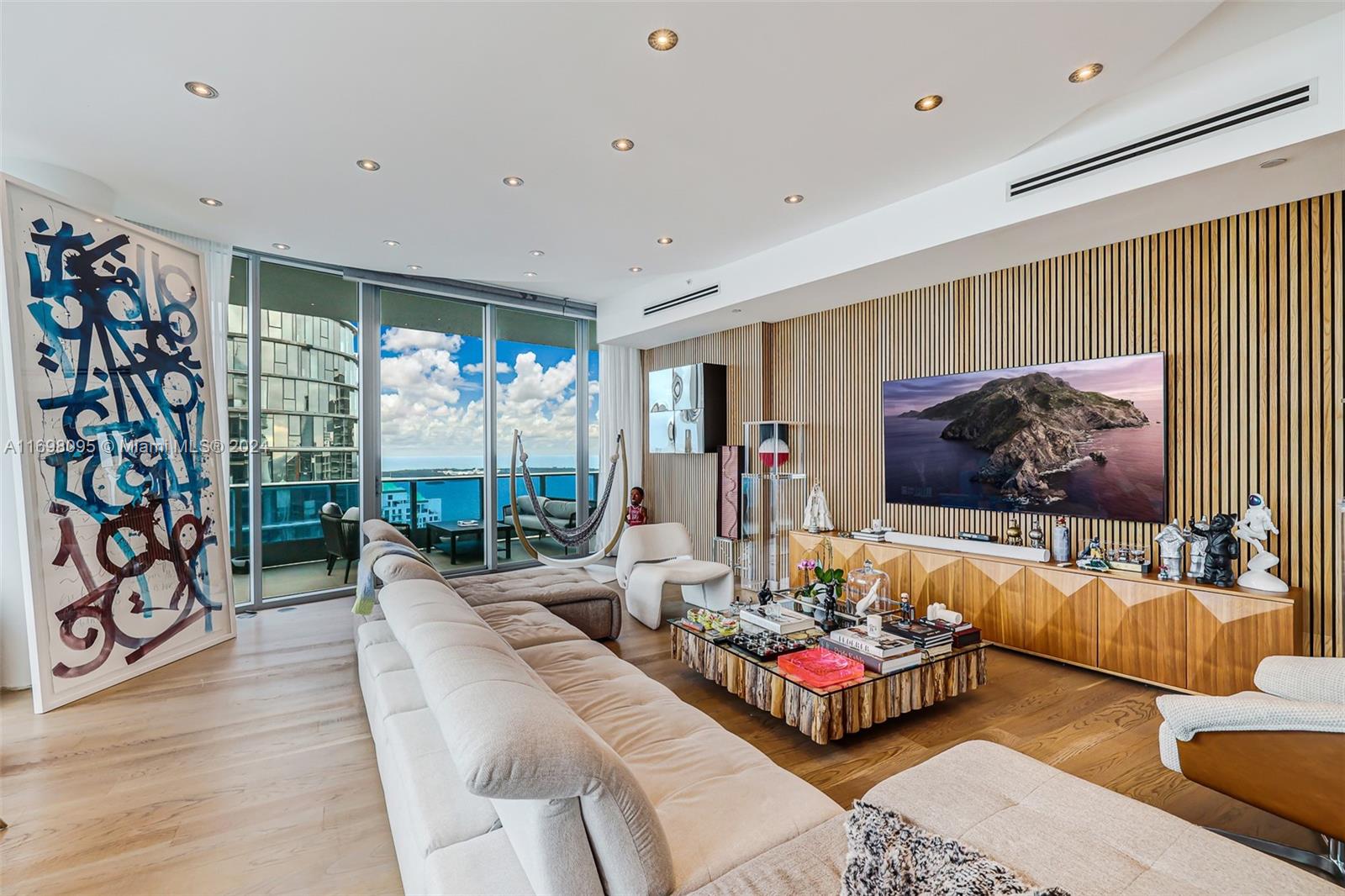 200 Biscayne Boulevard Way 5301
