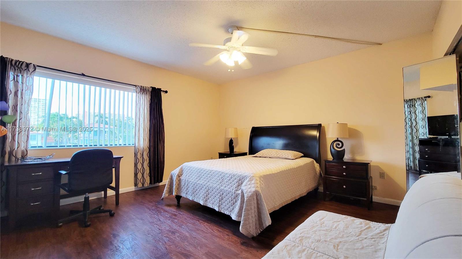 POINCIANA IS YT & RCQ CLU - Residential