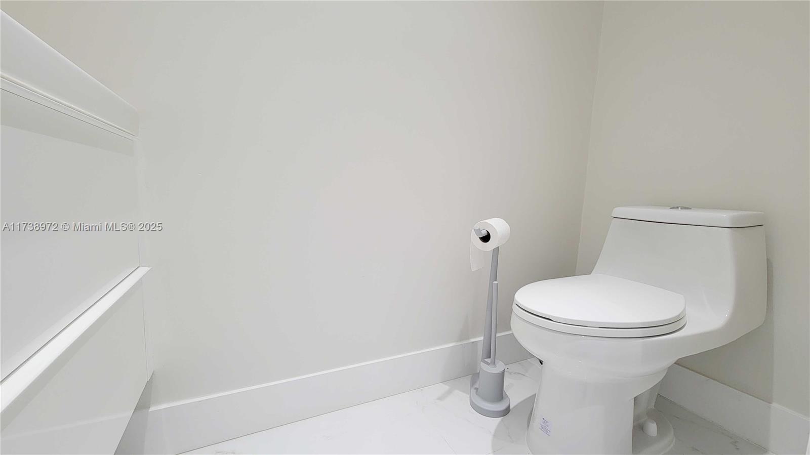 POINCIANA IS YT & RCQ CLU - Residential