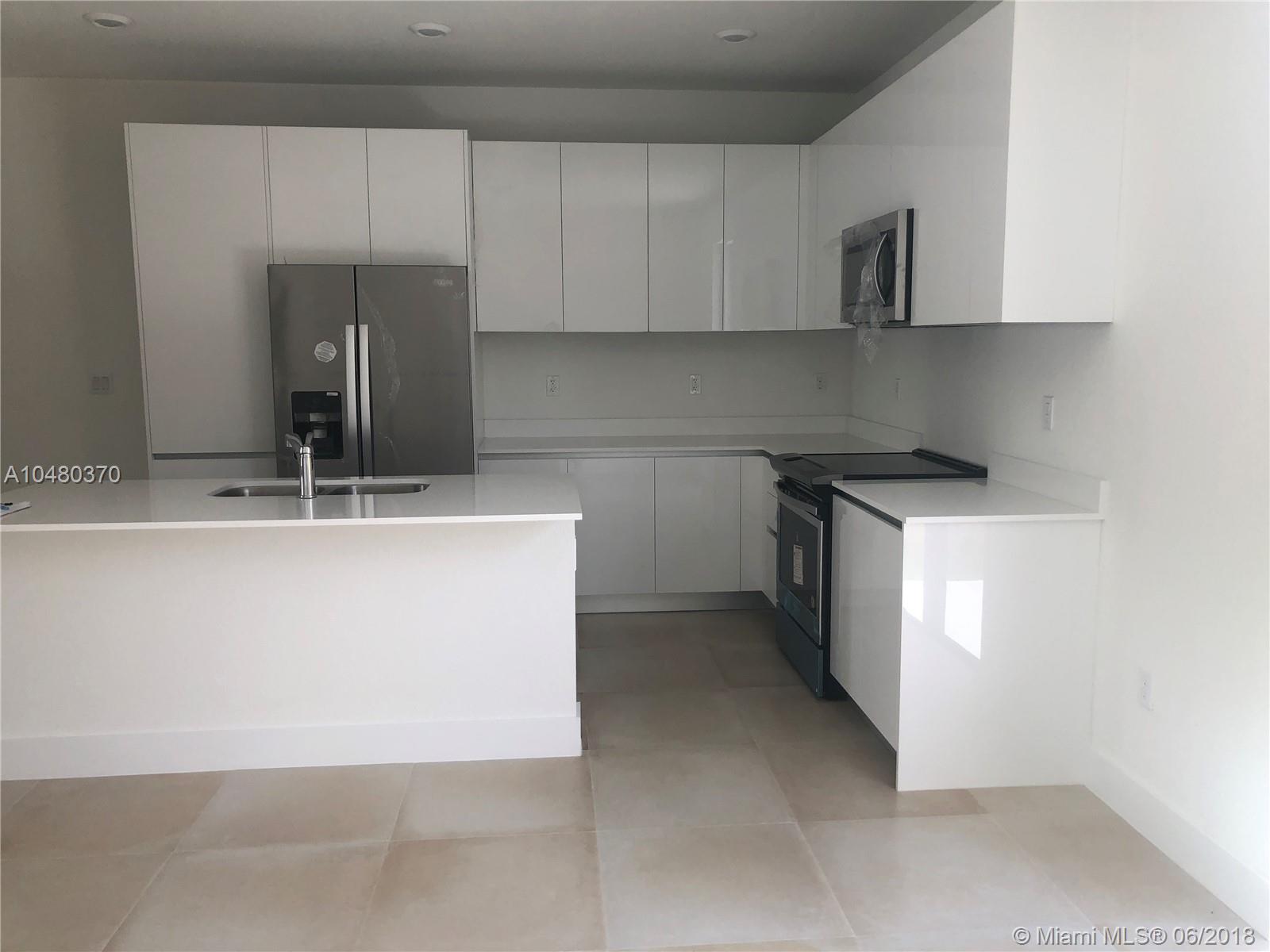 CENTURY PARC PLACE - Residential Lease