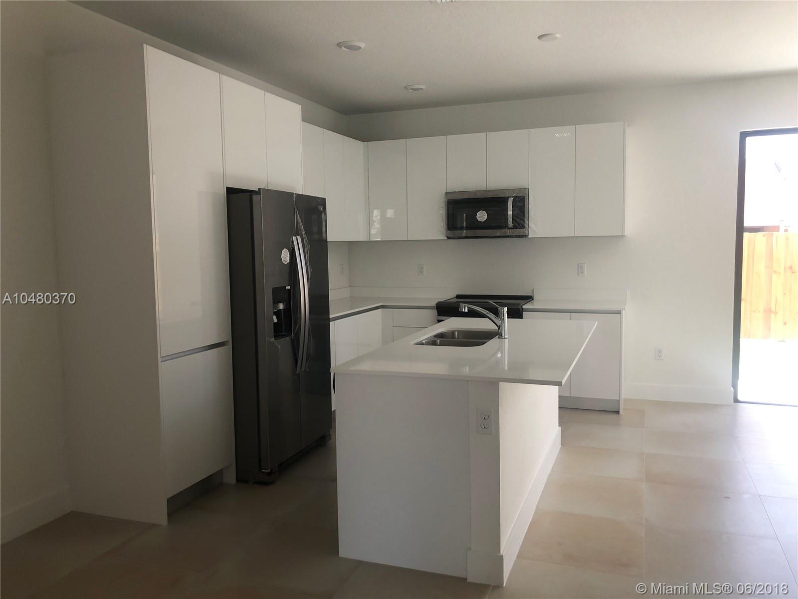 CENTURY PARC PLACE - Residential Lease