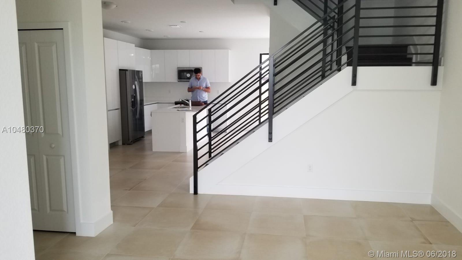 CENTURY PARC PLACE - Residential Lease