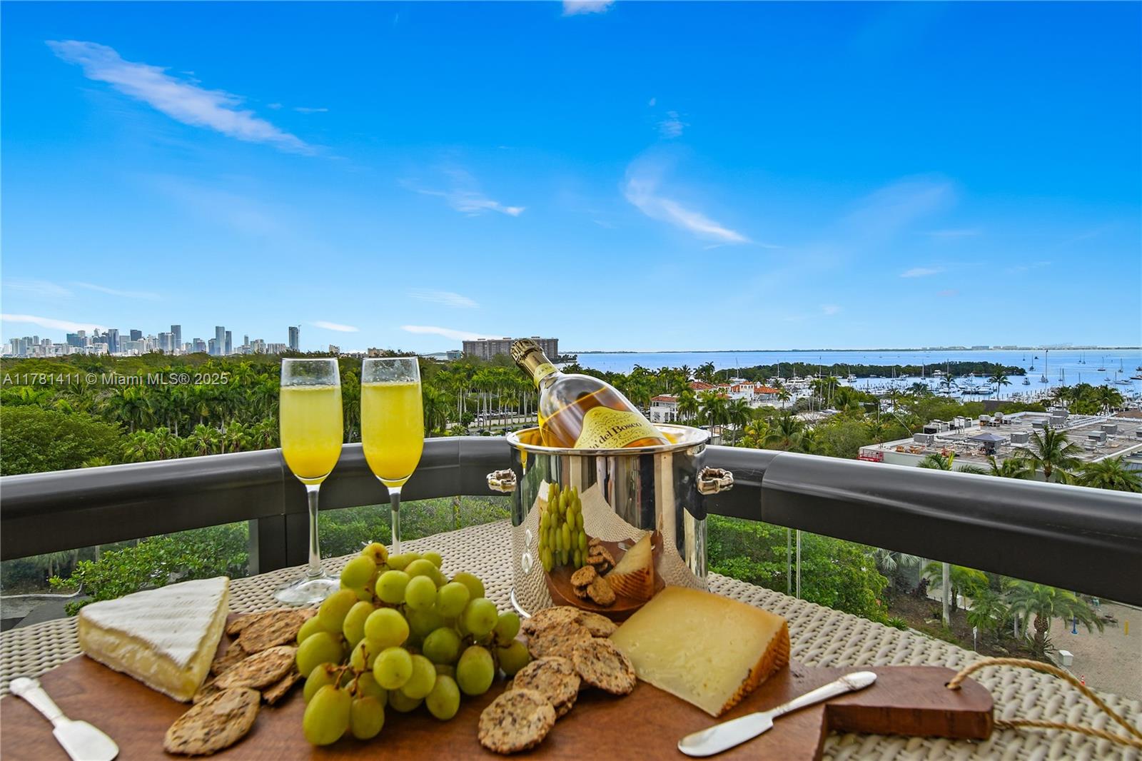 Property for Sale at 2575 S Bayshore Dr 10B, Miami, Broward County, Florida - Bedrooms: 3 
Bathrooms: 2  - $1,700,000