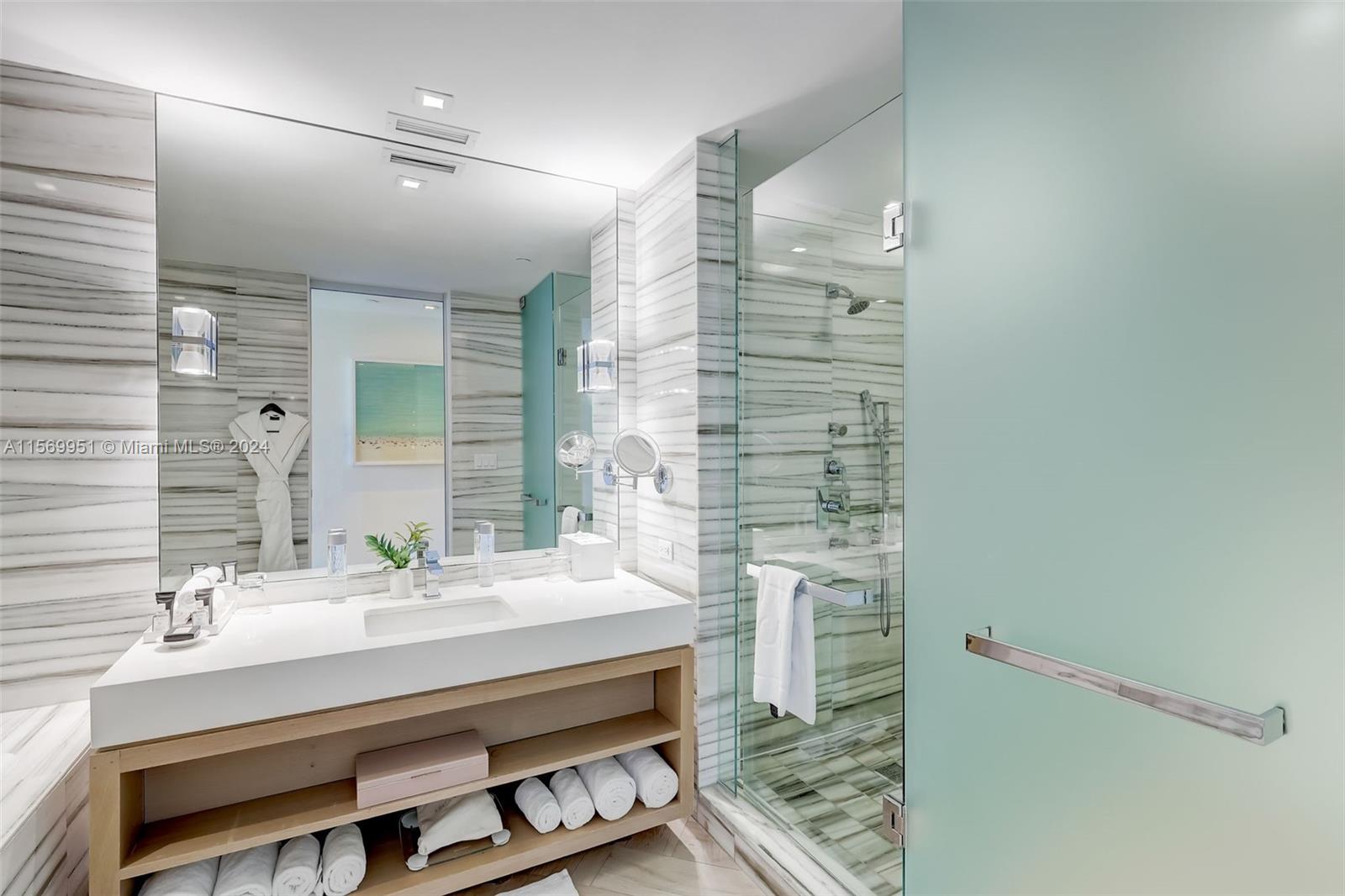 2201 COLLINS AVE CONDO - Residential