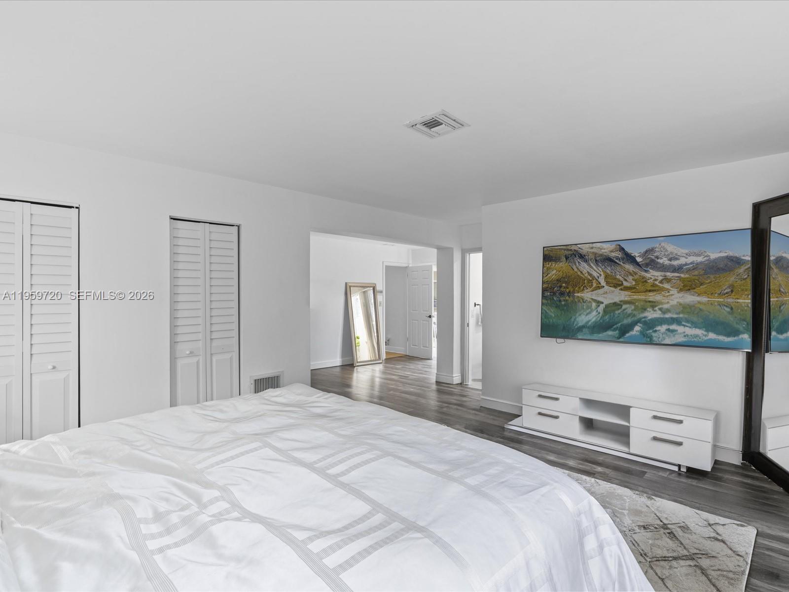 HOLLYWOOD HILLS 1965 - Residential