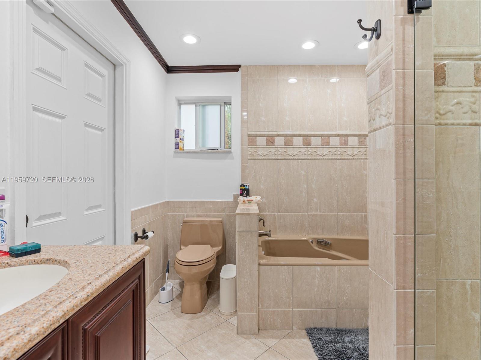 HOLLYWOOD HILLS 1965 - Residential