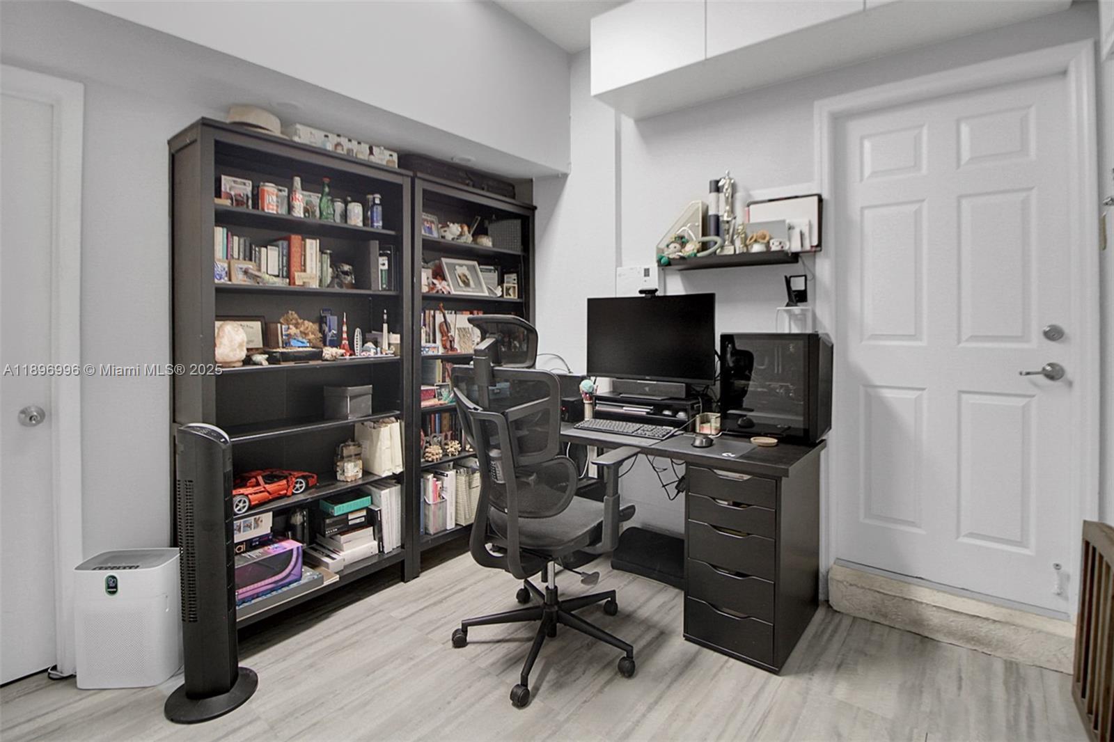 VENETIAN PARC WEST - Residential Lease