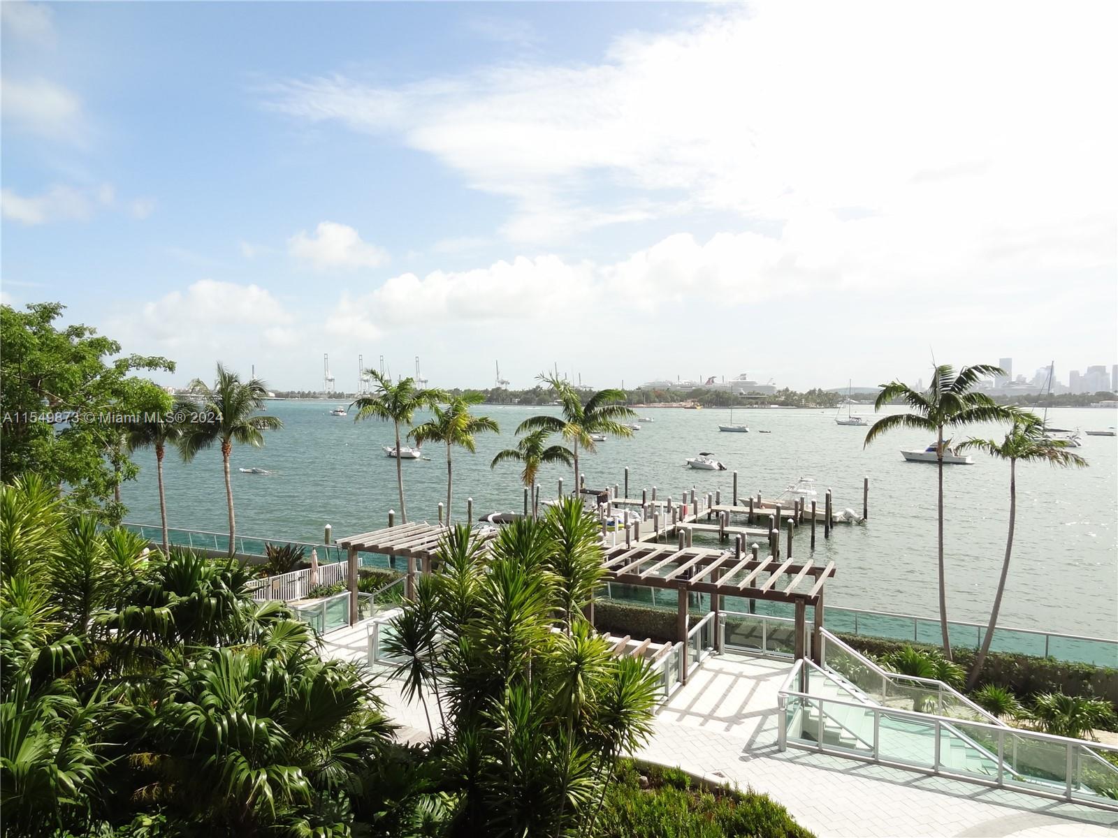 Rental Property at 1500 Bay Rd 334S, Miami Beach, Miami-Dade County, Florida - Bedrooms: 2 
Bathrooms: 2  - $4,200 MO.