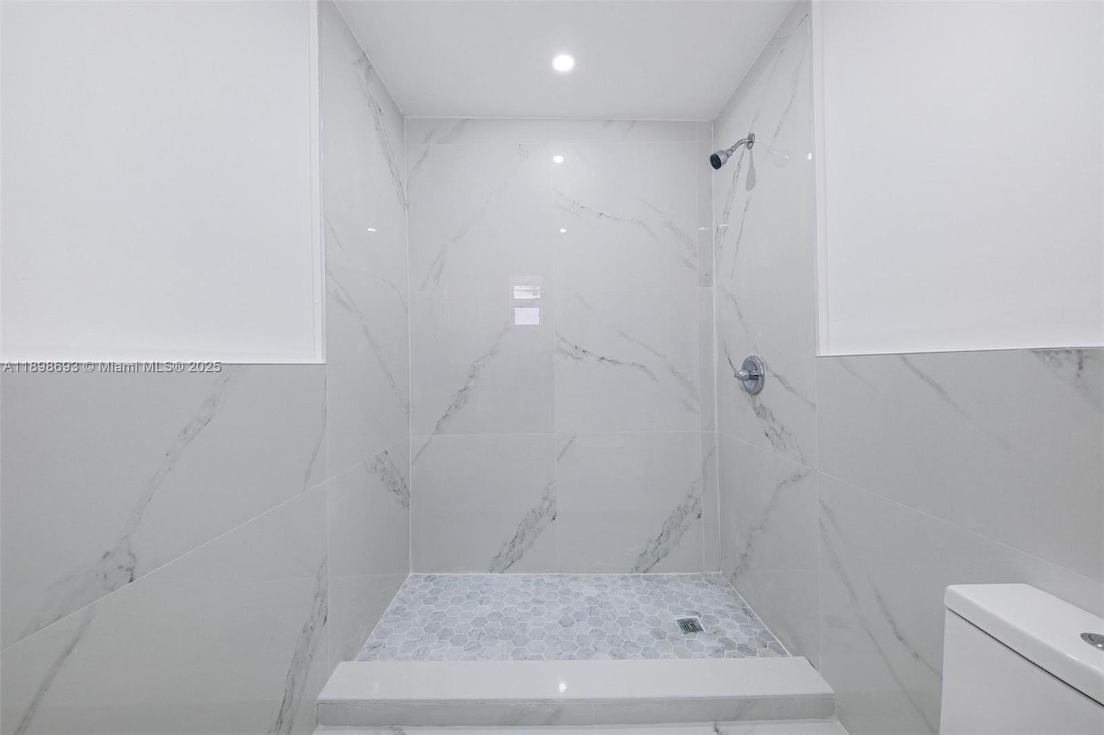 STEPHEN MANOR - Residential